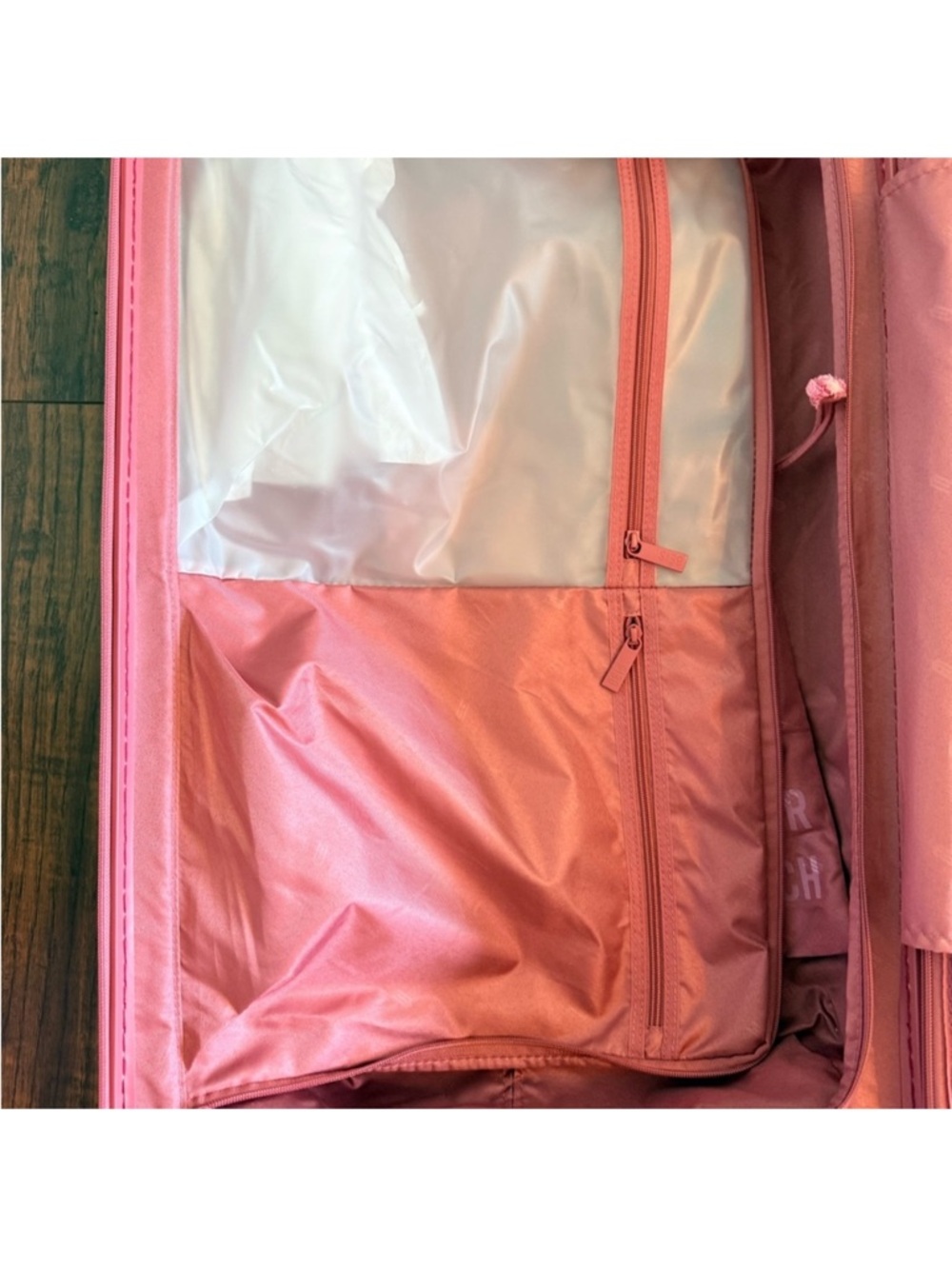 Beis Wicked Collection Carryon - Picture 2 of 4